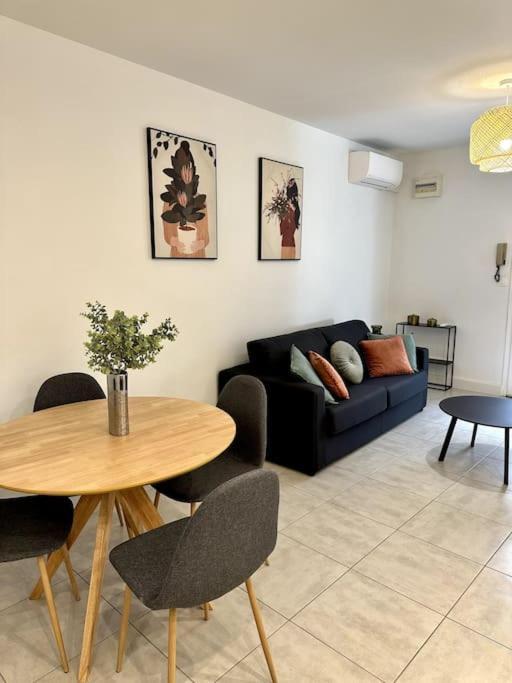 Le Nid Douillet Apartment Nimes Ngoại thất bức ảnh