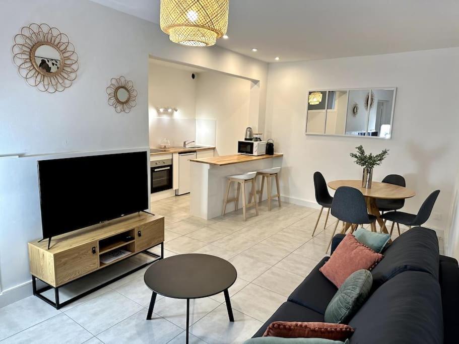 Le Nid Douillet Apartment Nimes Ngoại thất bức ảnh